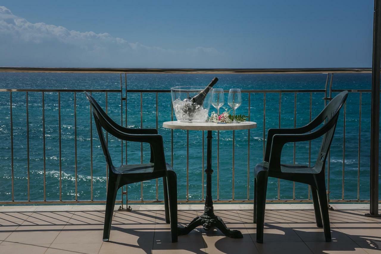Hotel La Perla Villammare Bagian luar foto